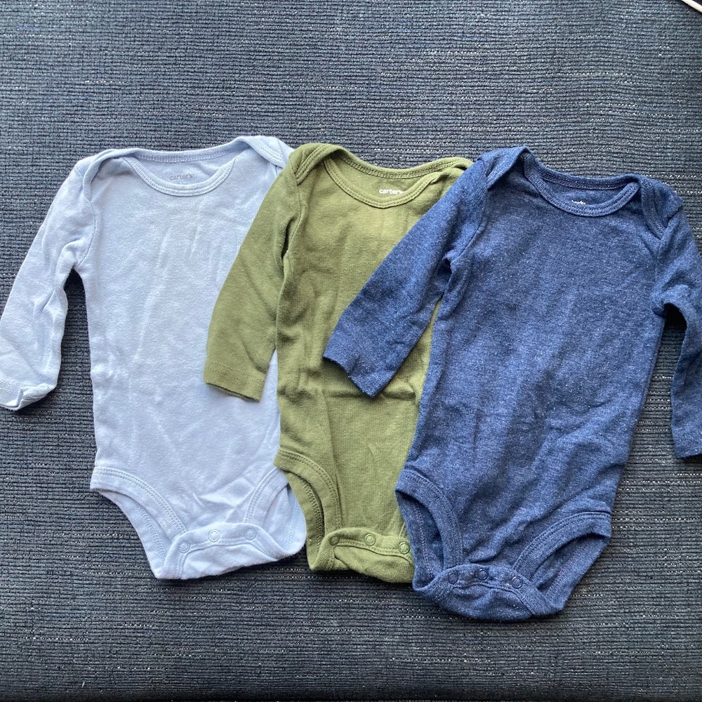 Carters bodysuits 3m